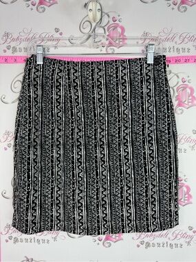 Classique vintage skirt Black & White Striped Mini Skirt